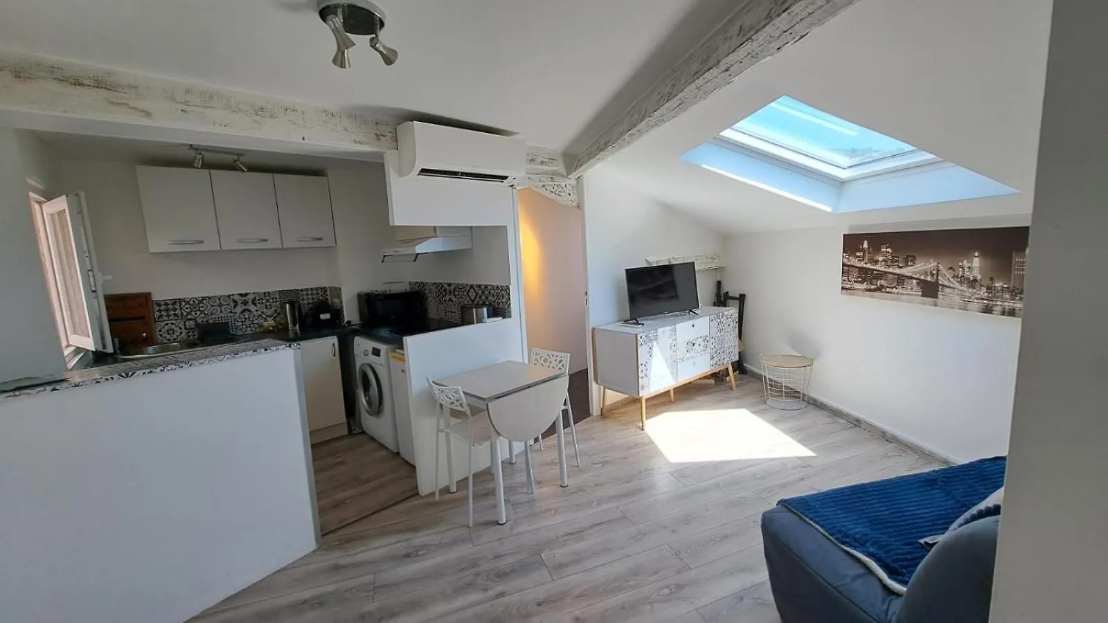 Joli 2 Pieces Renove A Proximite Du Centre Et Plage location